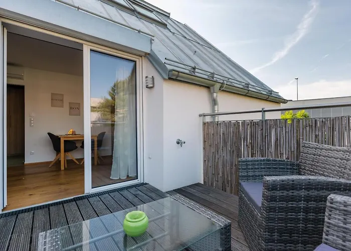 Gruene Ruhelage, 20 Minuten Ins Zentrum Und Parkgarage Bécs