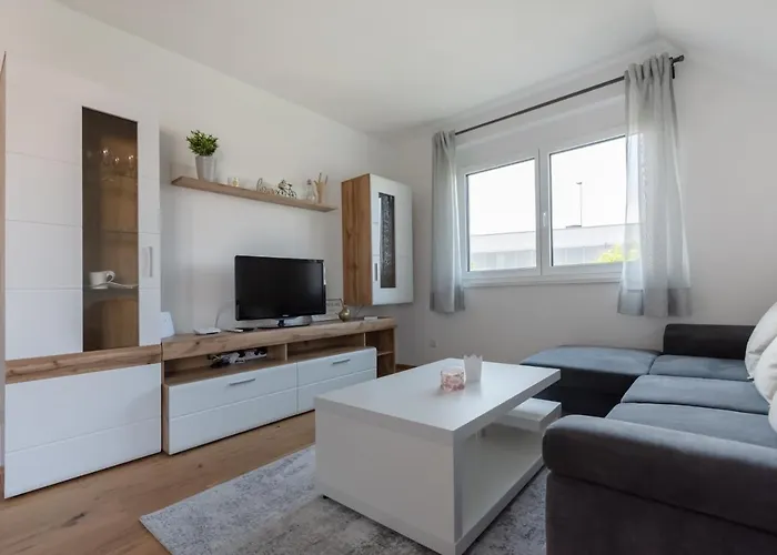 Gruene Ruhelage, 20 Minuten Ins Zentrum Und Parkgarage Apartman *